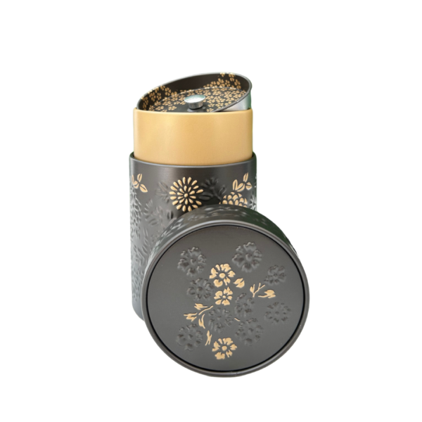 Lata yumiko, para 150 gr. Negra